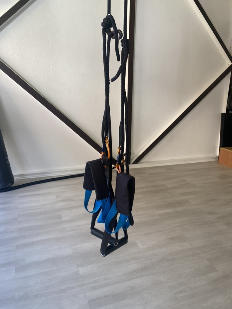 Zirkeltraining: Station mit Schlingentrainer